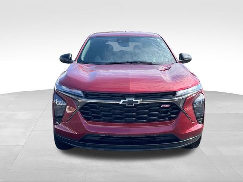 Used 2024 Chevrolet Trax RS w/ Driver Confidence Package image 7