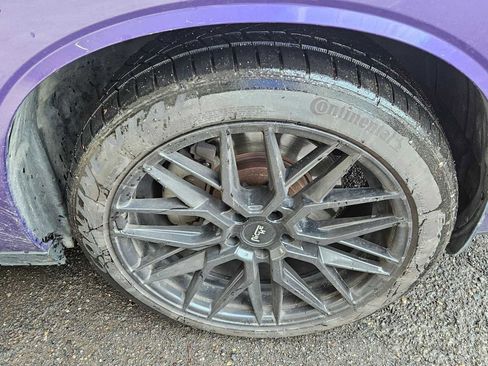 Used 2010 Dodge Challenger R/T image 8