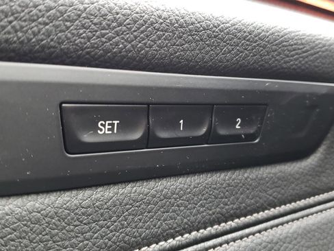 Used 2019 BMW 540i xDrive w/ Convenience Package image 25