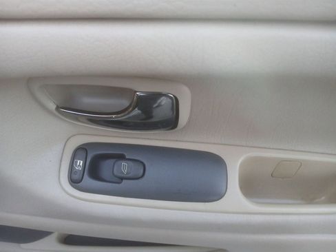 Used 1999 Volvo C70 LT image 53