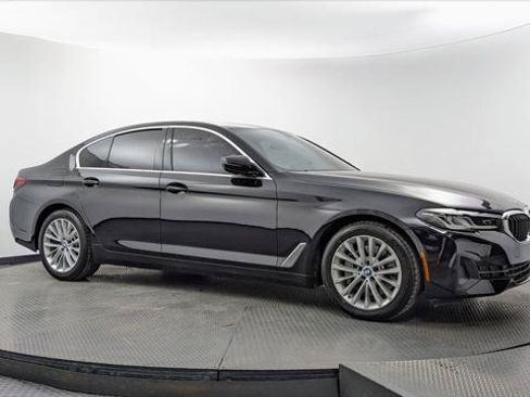 Used 2023 BMW 530i xDrive w/ Premium Package AWD/4WD image 9