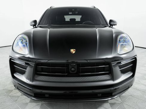 Used 2024 Porsche Macan GTS image 2