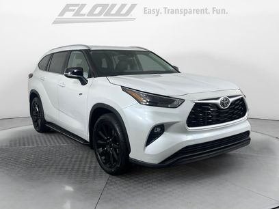 New 2025 Toyota Highlander XLE