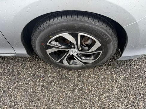 Used 2017 Honda Accord LX image 18
