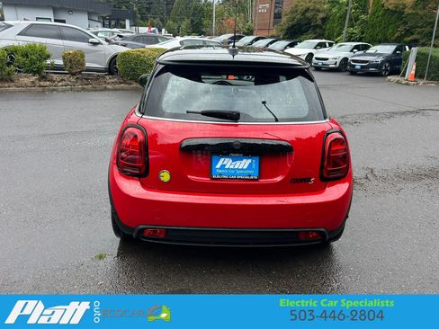 Used 2024 MINI Cooper SE FWD image 7