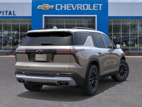 New 2026 Chevrolet Traverse Z71 w/ Enhanced Driving Package image 4