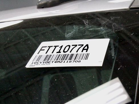 Used 2021 Chevrolet Silverado 1500 LT image 33