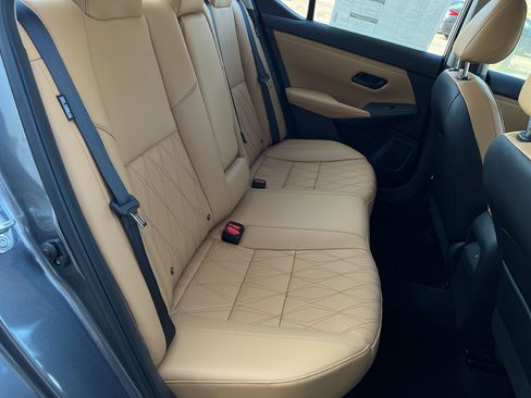 New 2025 Nissan Sentra SV w/ SV Premium Package image 18