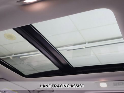 Used 2022 INFINITI QX60 Sensory image 4