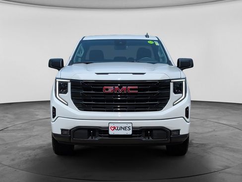 Used 2024 GMC Sierra 1500 Elevation AWD/4WD image 2