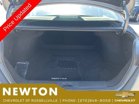 Used 2025 Nissan Sentra S FWD image 37