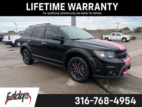 Used 2019 Dodge Journey SE w/ Blacktop Package FWD image 1