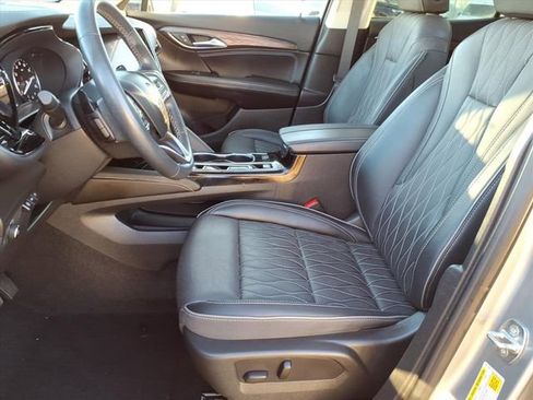 Used 2023 Buick Envision Avenir image 5