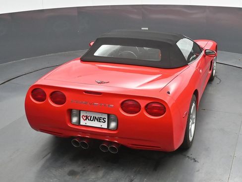 Used 1998 Chevrolet Corvette Convertible w/ Memory Pkg RWD image 21