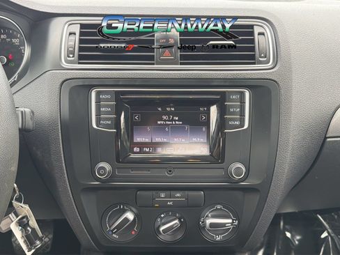 Used 2017 Volkswagen Jetta S FWD image 16