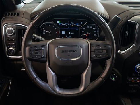 Used 2019 GMC Sierra 1500 Denali w/ Denali Ultimate Package AWD/4WD image 10