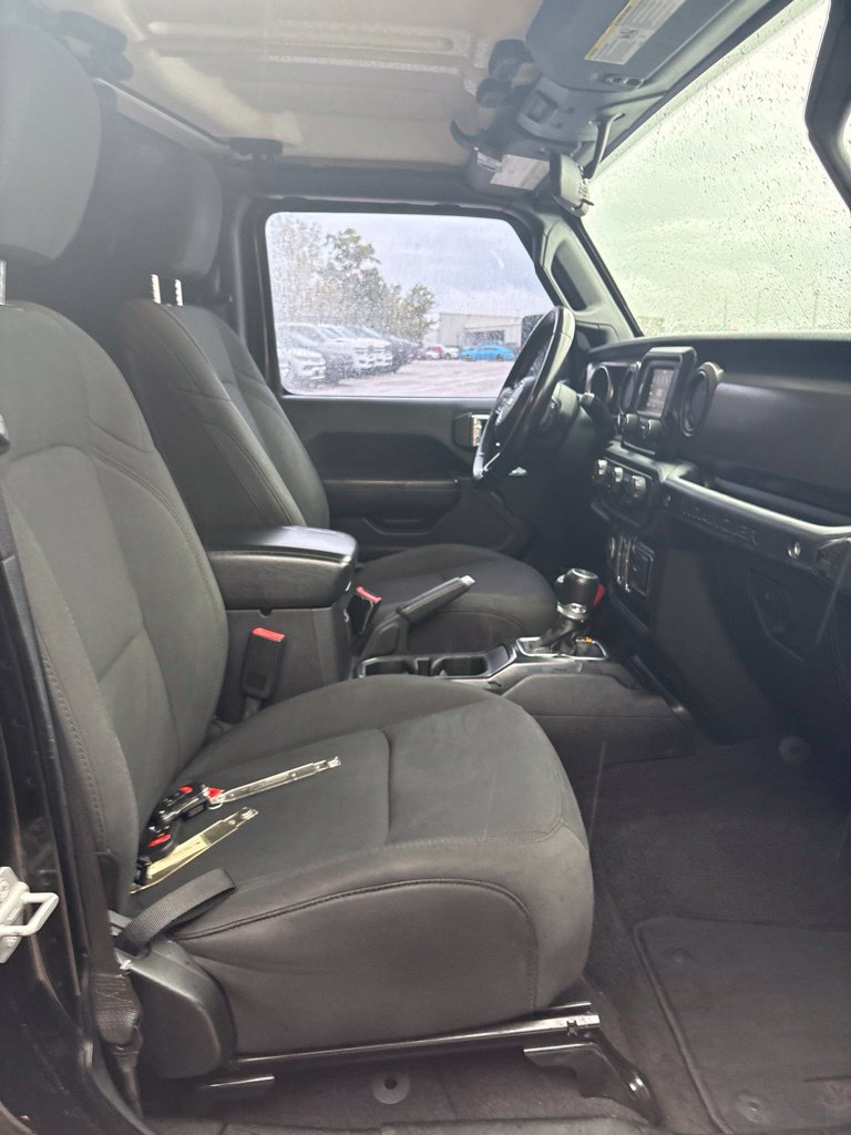 Used 2020 Jeep Wrangler Unlimited Sport S AWD/4WD image 19