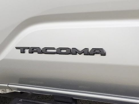 Used 2024 Toyota Tacoma TRD Sport w/ TRD Sport Upgrade Package RWD image 9