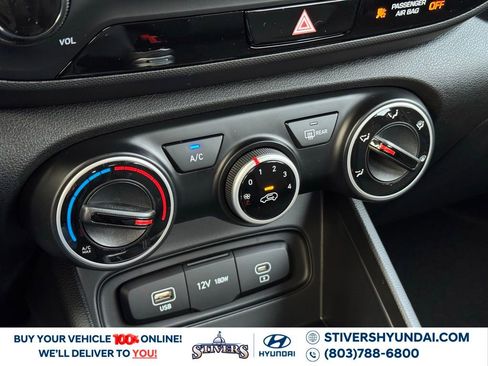 New 2026 Hyundai Venue SE image 27