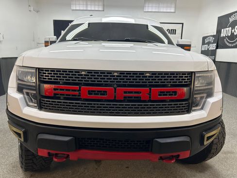 Used 2014 Ford F150 Raptor w/ Equipment Group 801A Luxury image 2