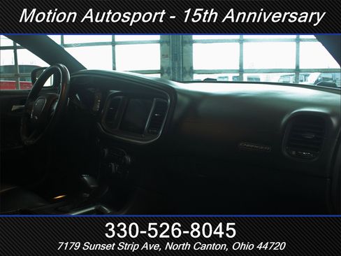 Used 2019 Dodge Charger SXT w/ Plus Group image 33