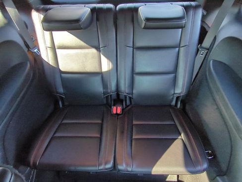 Used 2023 Dodge Durango GT image 33