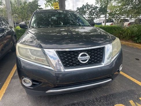 Used 2014 Nissan Pathfinder SL w/ SL Premium Package image 11