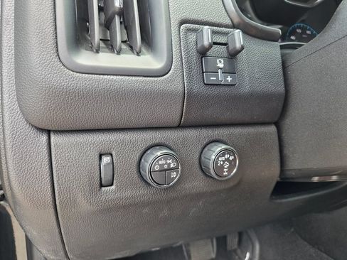 Certified 2021 Chevrolet Colorado ZR2 w/ ZR2 Midnight Special Edition AWD/4WD image 23
