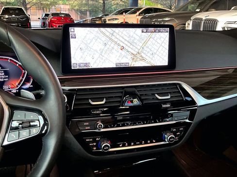 Certified 2023 BMW 530i xDrive w/ Premium Package image 6