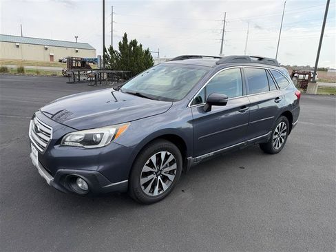 Used 2017 Subaru Outback 2.5i Limited AWD/4WD image 4