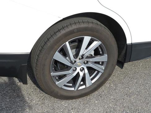 Used 2022 Chevrolet Equinox Premier image 5