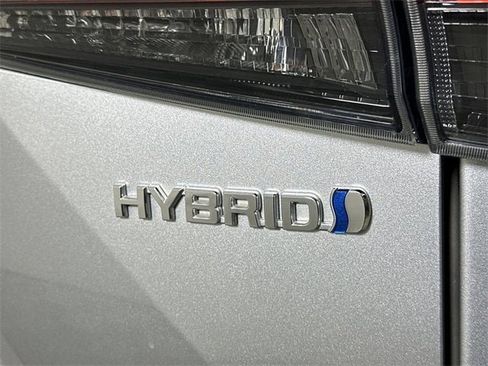 Used 2022 Toyota Highlander XLE image 33