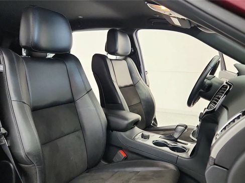 Used 2020 Jeep Grand Cherokee Laredo w/ Quick Order Package 2BN North AWD/4WD image 38