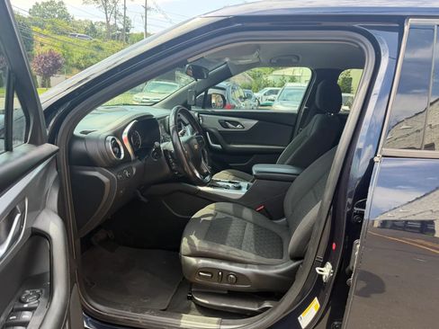 Used 2020 Chevrolet Blazer LT FWD image 24