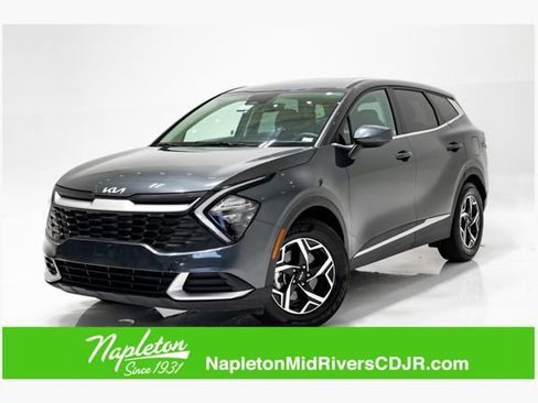 Used 2023 Kia Sportage LX FWD image 1