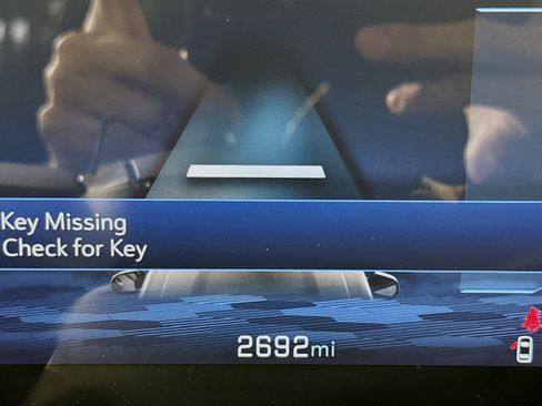 Used 2026 Chevrolet Equinox LT FWD image 15