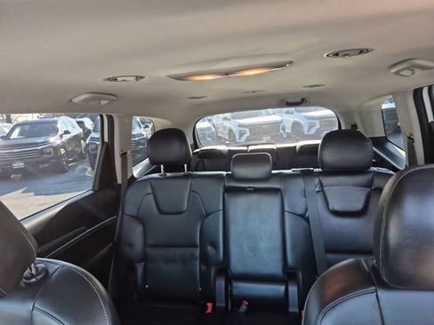 Used 2021 Kia Telluride LX image 25