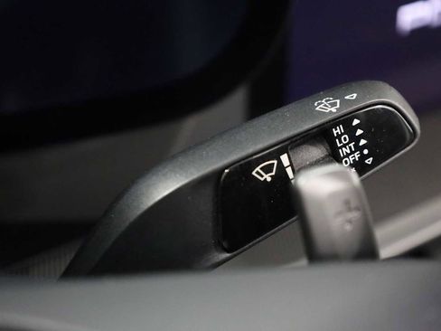 Certified 2022 Porsche 911 Carrera image 29