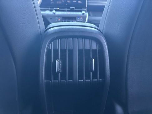 Used 2025 Hyundai Kona SEL image 35