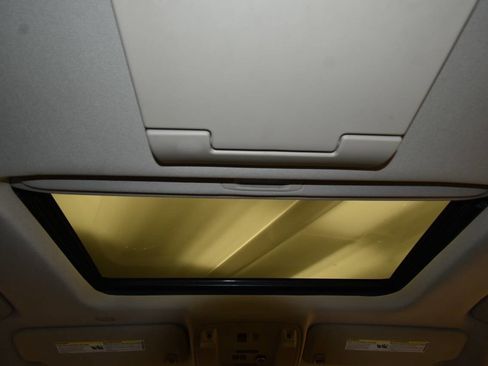 Used 2019 GMC Yukon XL Denali w/ Denali Ultimate Package image 22