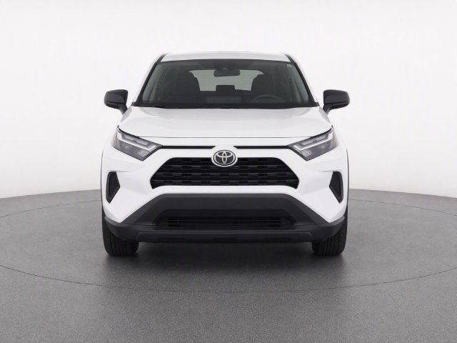 Used 2023 Toyota RAV4 LE FWD image 5