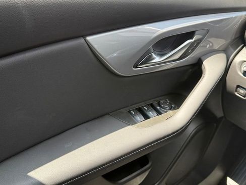 New 2025 Chevrolet Blazer LT image 32