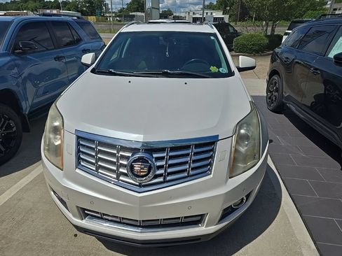 Used 2014 Cadillac SRX Performance FWD image 2