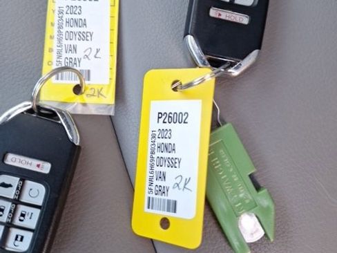 Used 2023 Honda Odyssey EX-L image 32