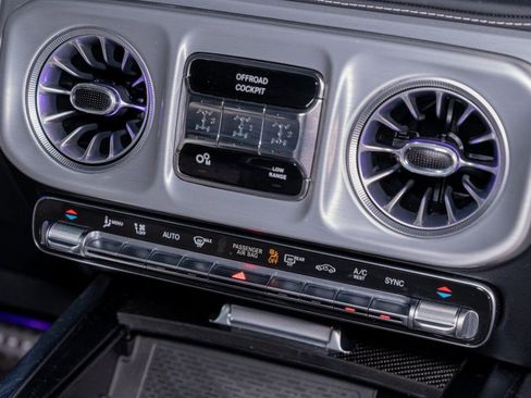 Certified 2025 Mercedes-Benz G 63 AMG 4MATIC image 19