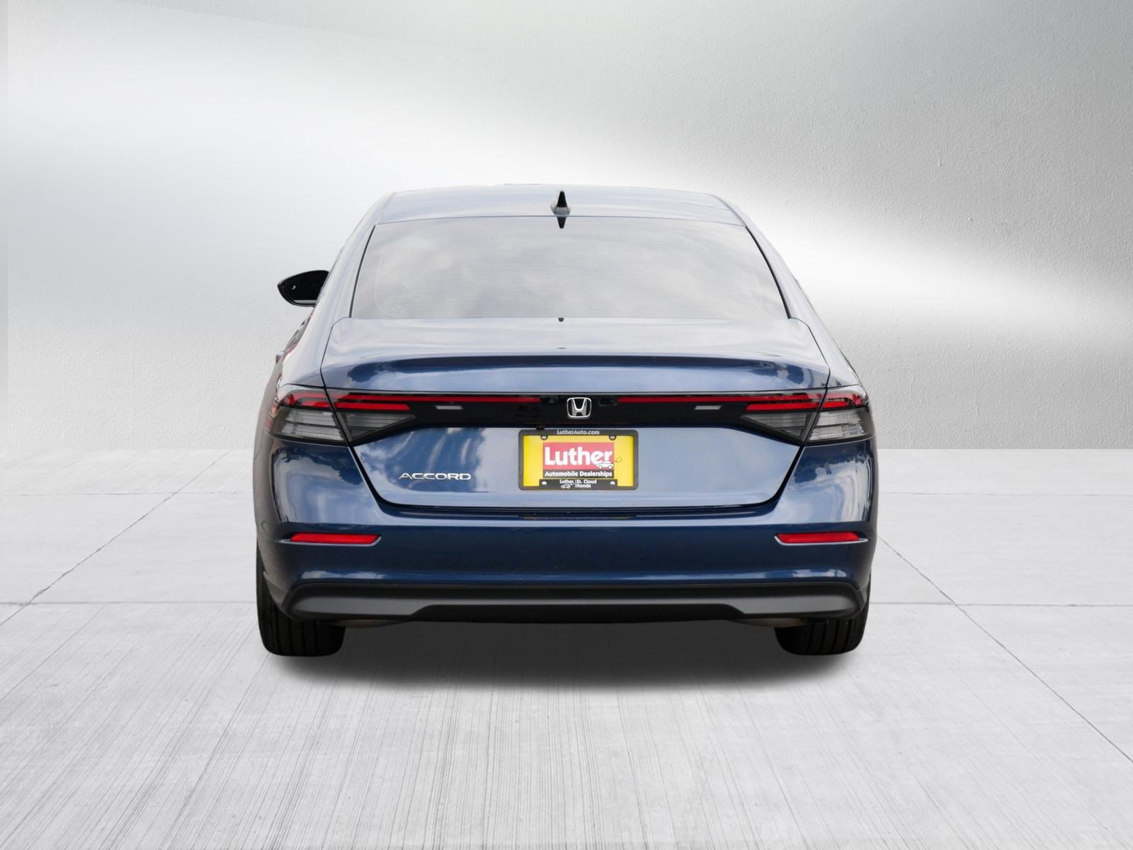 Used 2026 Honda Accord SE image 6