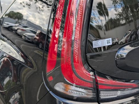 Certified 2023 Kia Soul EX image 20