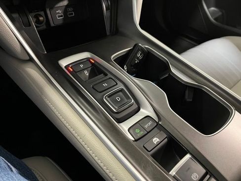 Used 2022 Honda Accord Touring image 25