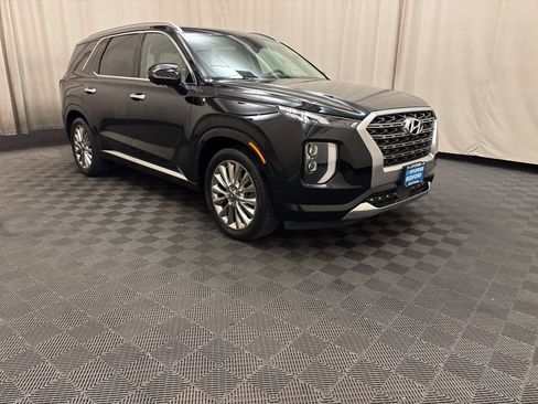 Used 2020 Hyundai Palisade Limited image 3