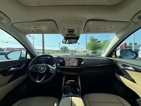 Used 2024 Buick Envision Preferred AWD/4WD image 9